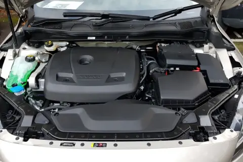 Ile litrów płynu do chłodnicy Volvo S40? Sprawdź, by uniknąć problemów
